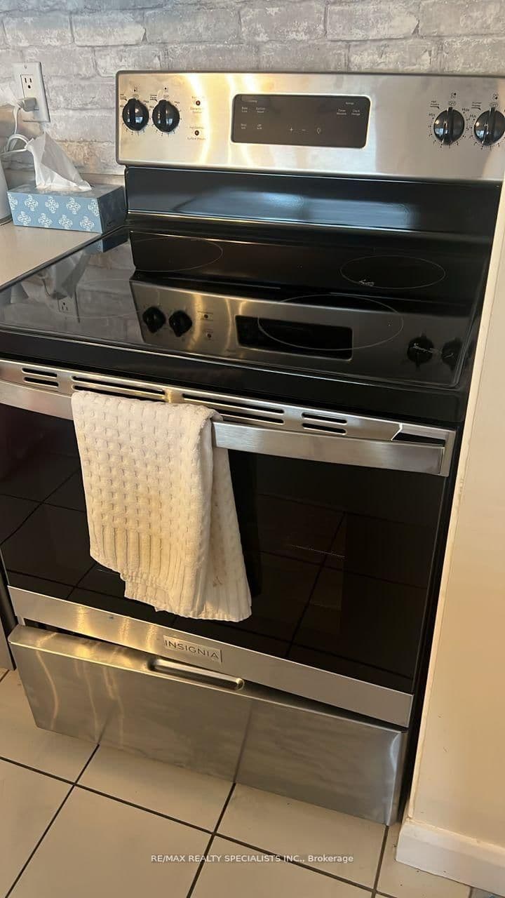 700 King Street W, Unit 519 thumbnail 6