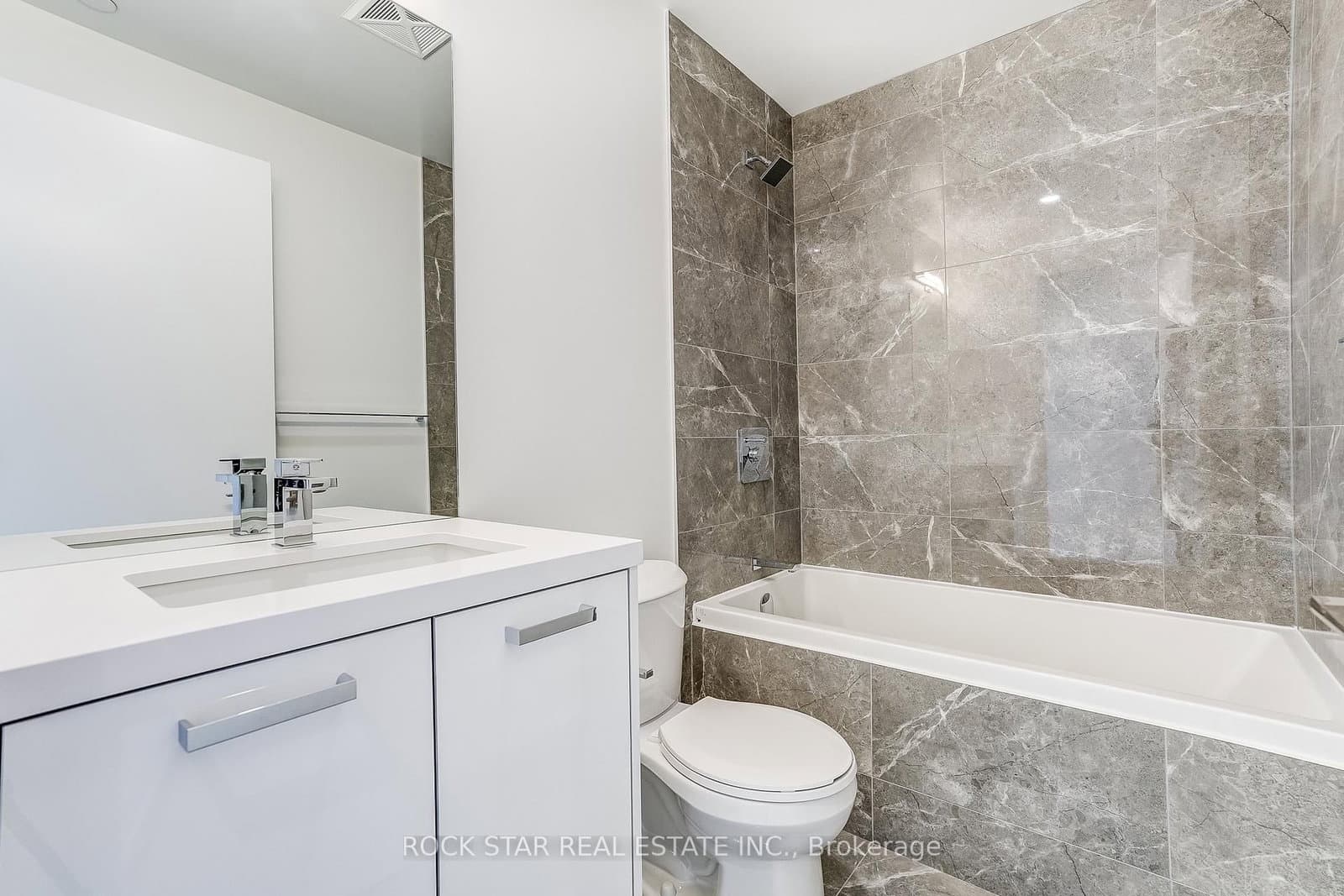 284 King Street E, Unit 2802 thumbnail 18