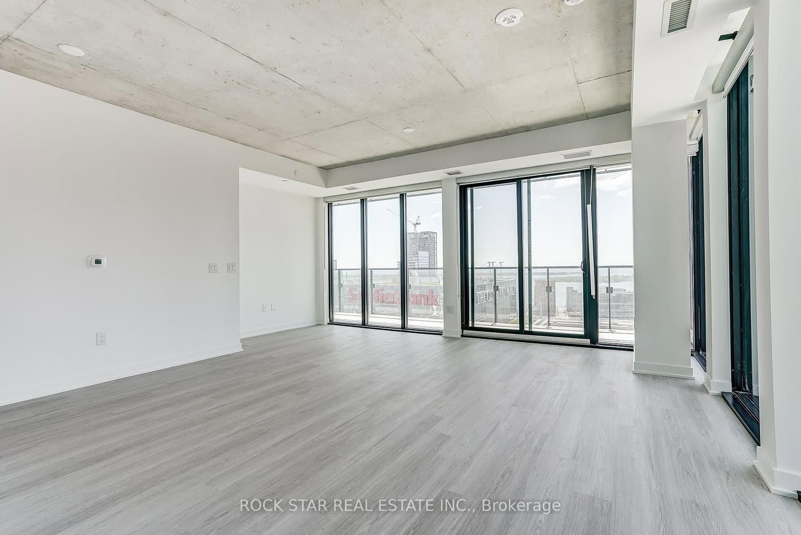 284 King Street E, Unit 2802 thumbnail 25