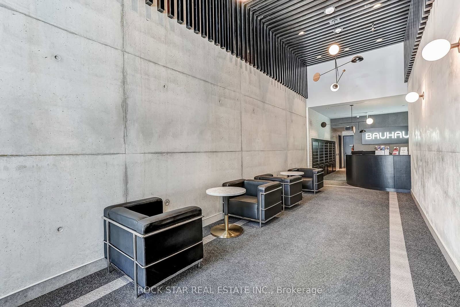 284 King Street E, Unit 2802 thumbnail 40