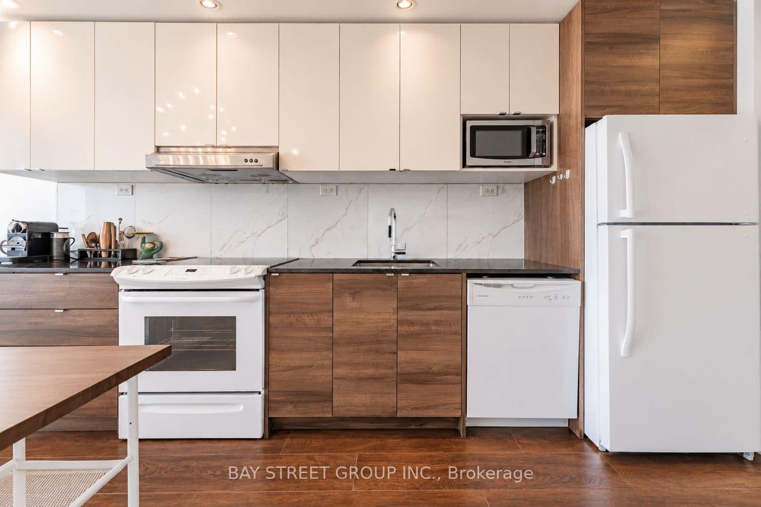 121 McMahon Drive, Unit 2906 thumbnail 13