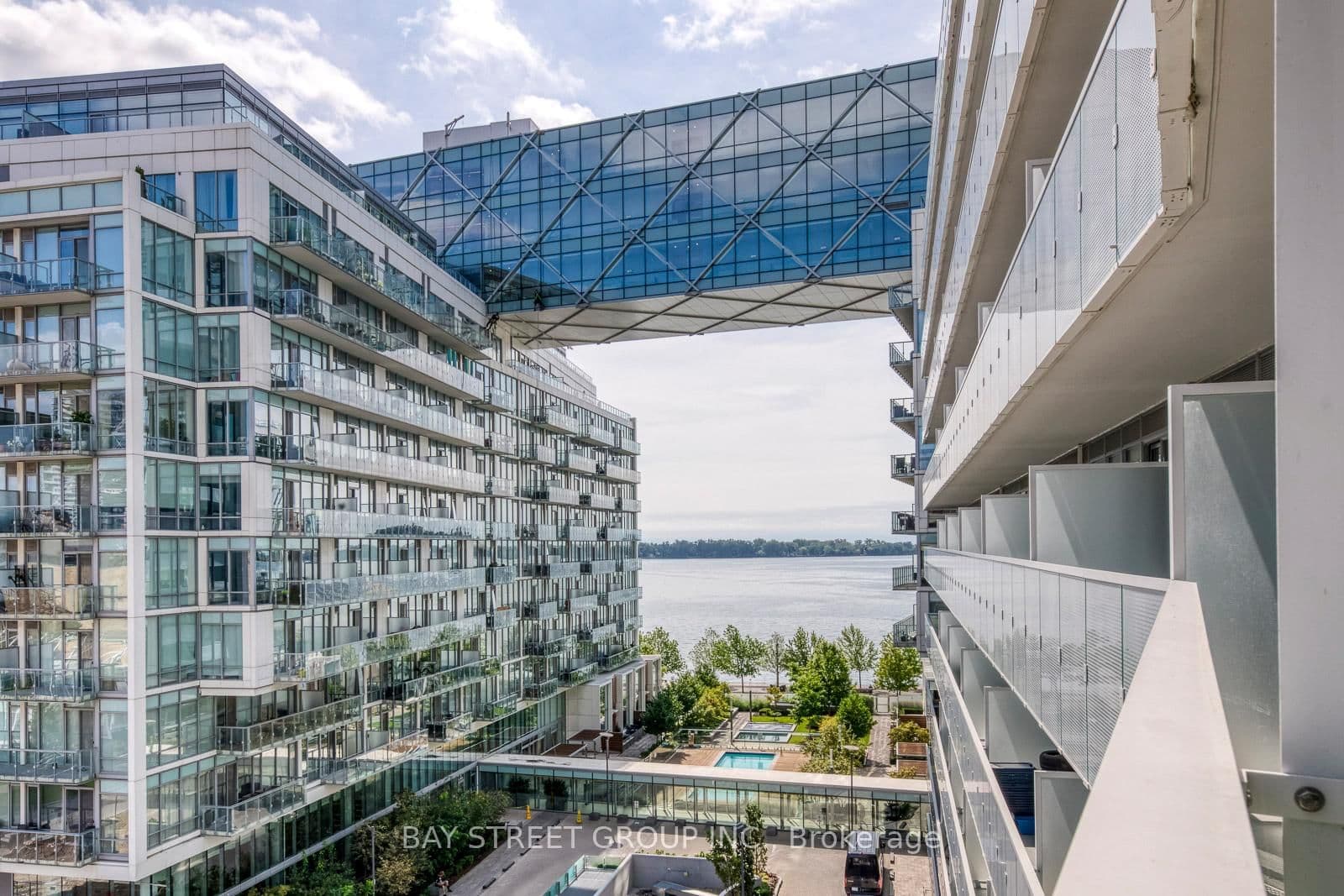 15 Queens Quay E, Unit 624 thumbnail 21