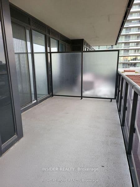 95 McMahon Drive, Unit 605 thumbnail 16