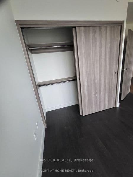 95 McMahon Drive, Unit 605 thumbnail 21