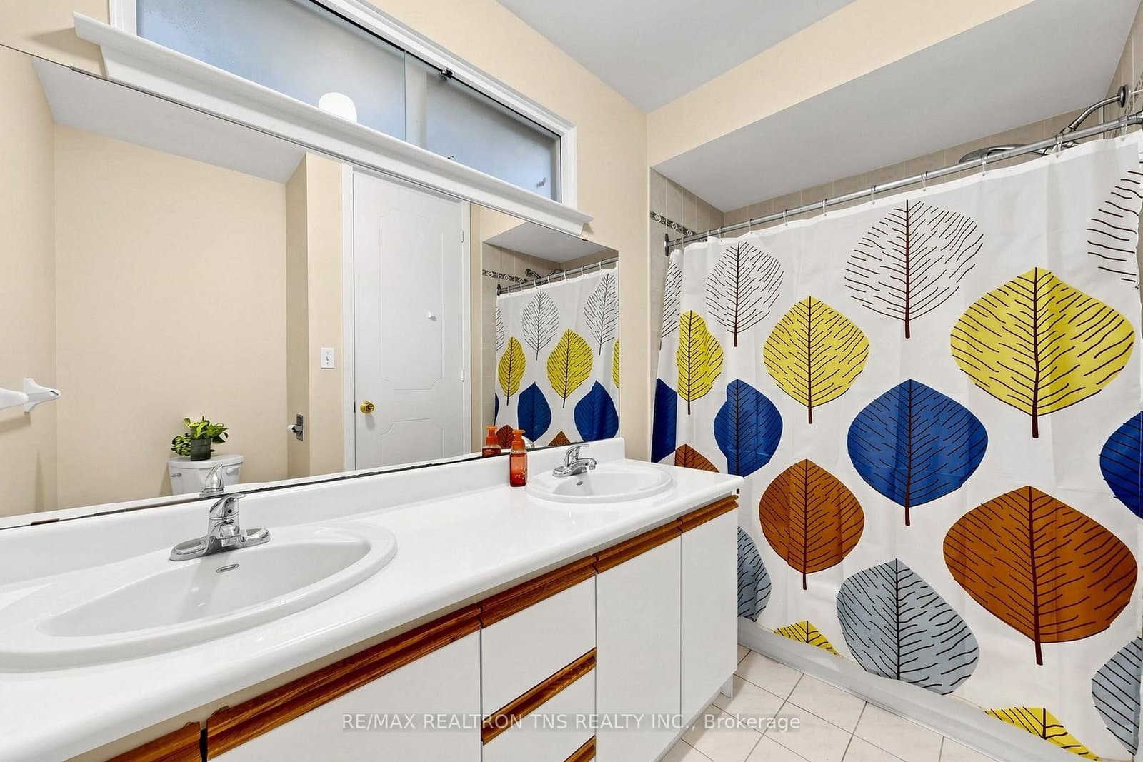 18 Lisburn Crescent thumbnail 13
