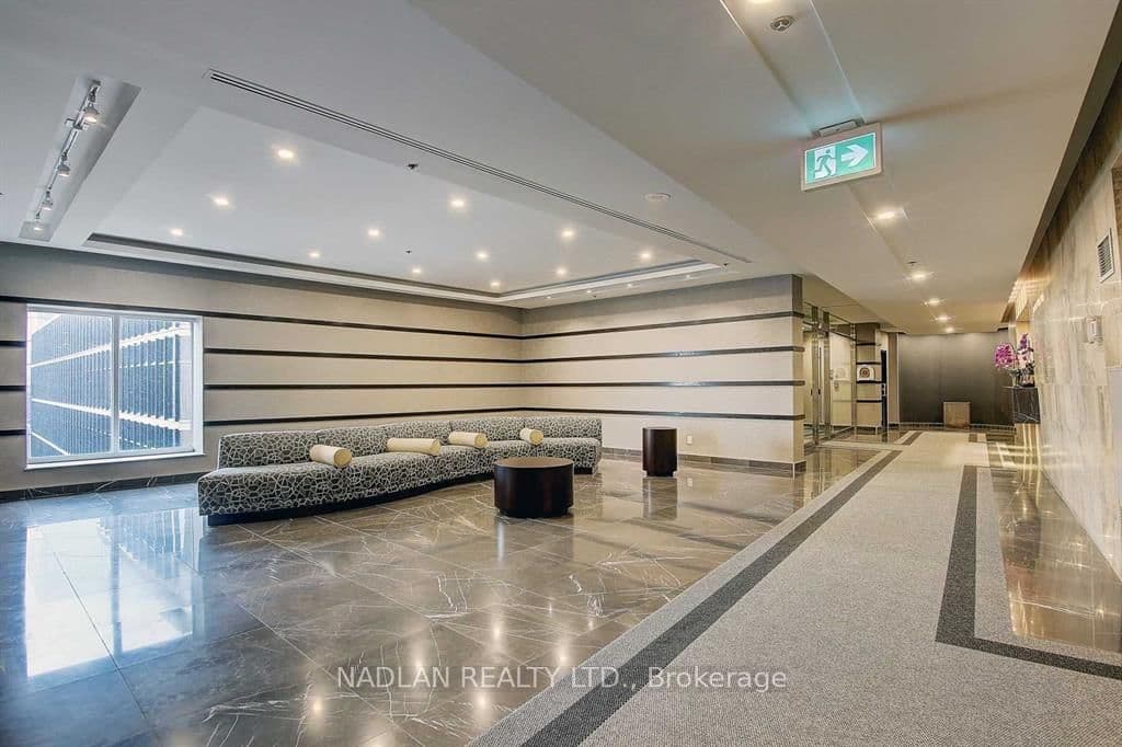 8 Park Road, Unit 1603 thumbnail 18