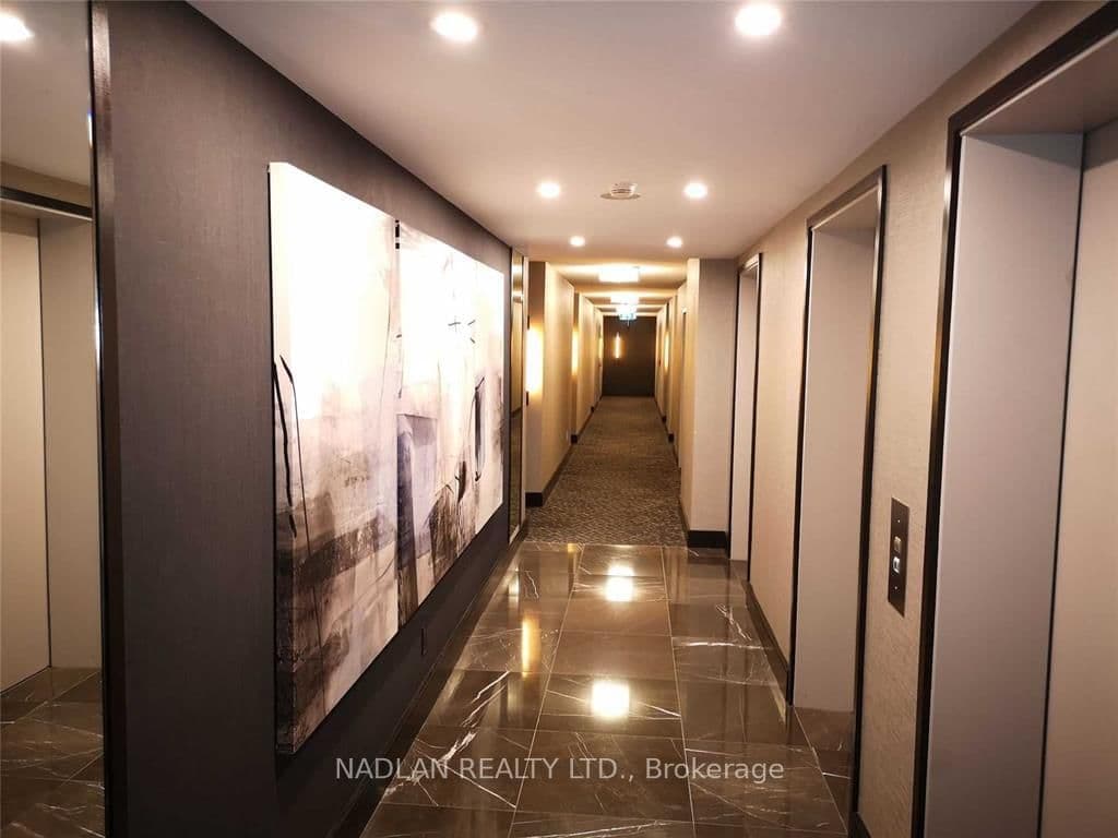 8 Park Road, Unit 1603 thumbnail 9