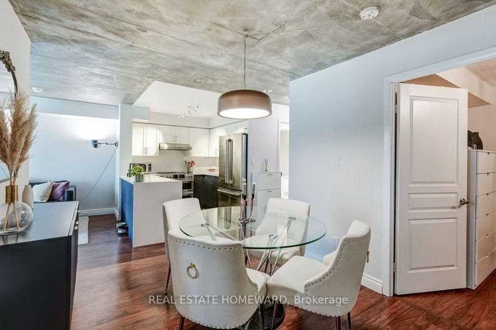 323 E Richmond Street, Unit 1009 thumbnail 15