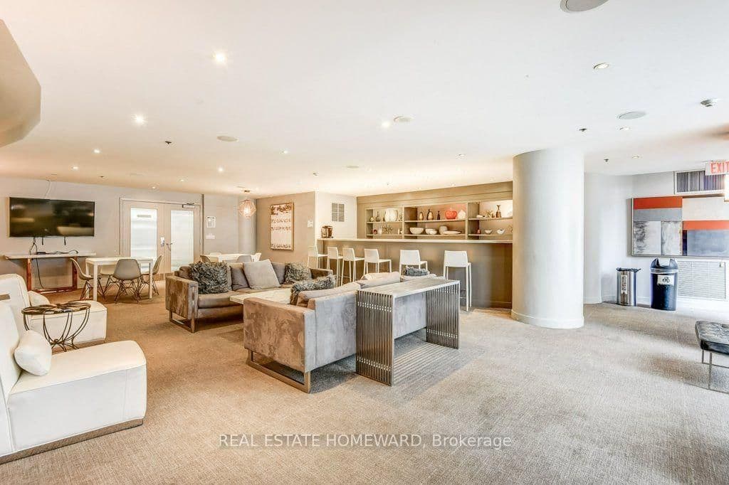 323 E Richmond Street, Unit 1009 thumbnail 29