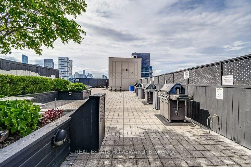 323 E Richmond Street, Unit 1009 thumbnail 35