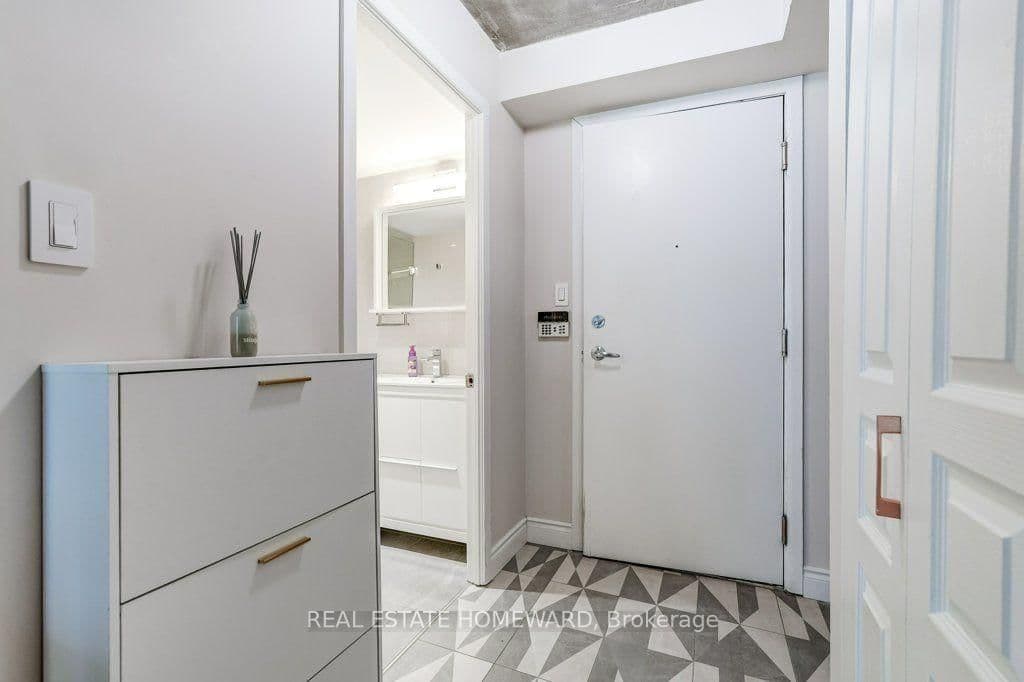 323 E Richmond Street, Unit 1009 thumbnail 7