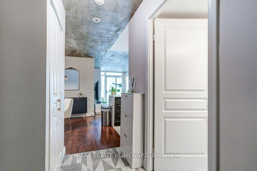 323 E Richmond Street, Unit 1009 thumbnail 8