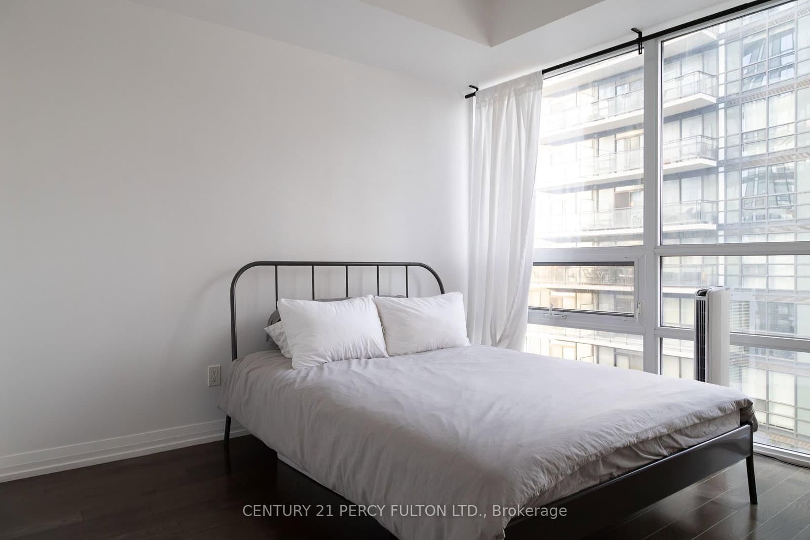 460 Adelaide Street E, Unit 1611 thumbnail 13