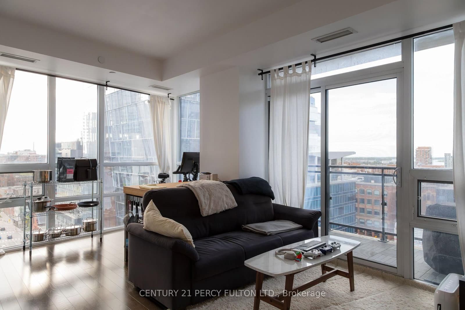 460 Adelaide Street E, Unit 1611 thumbnail 3