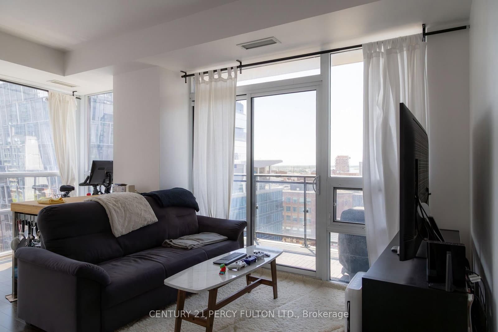 460 Adelaide Street E, Unit 1611 thumbnail 4