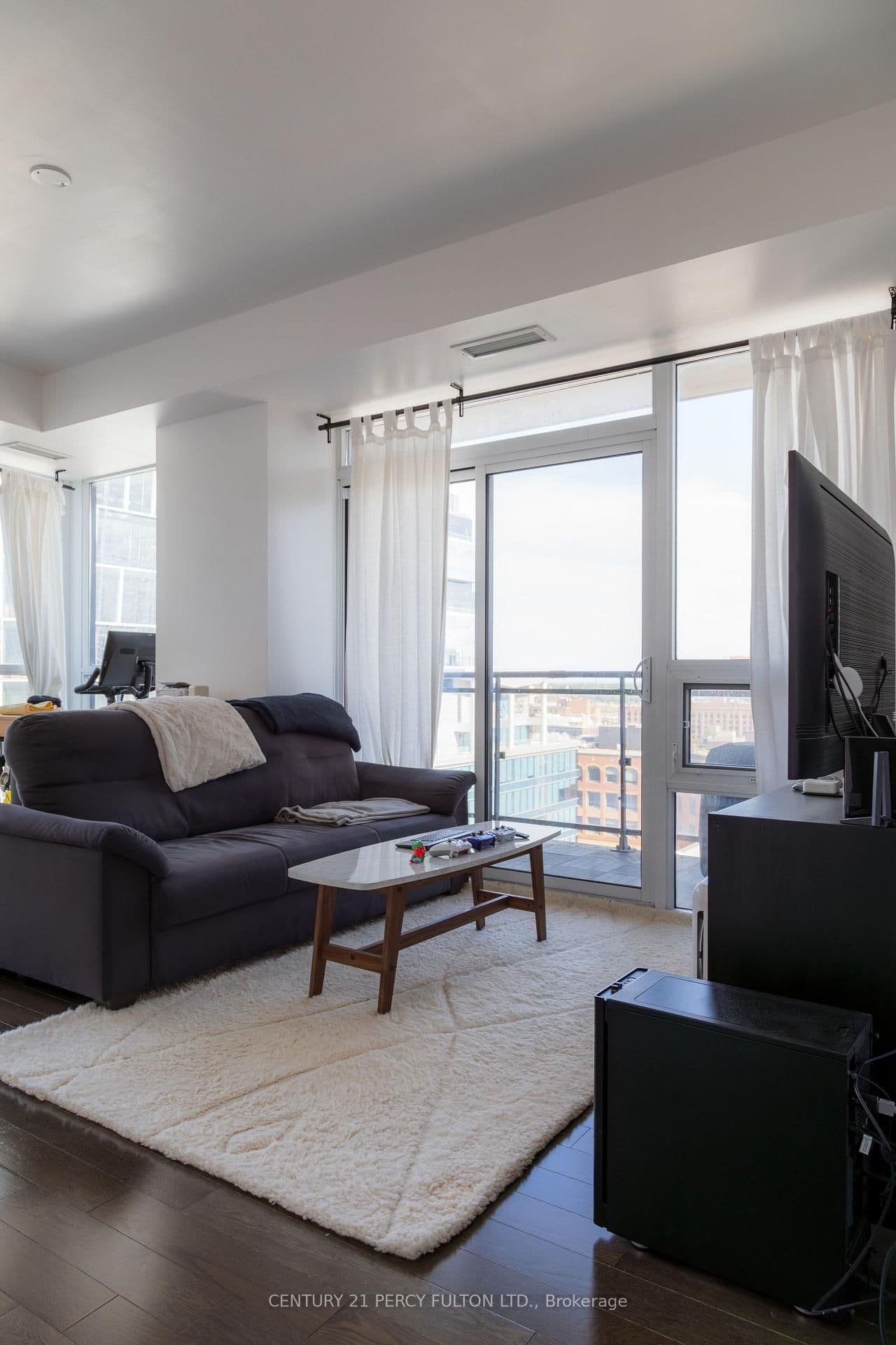 460 Adelaide Street E, Unit 1611 thumbnail 7