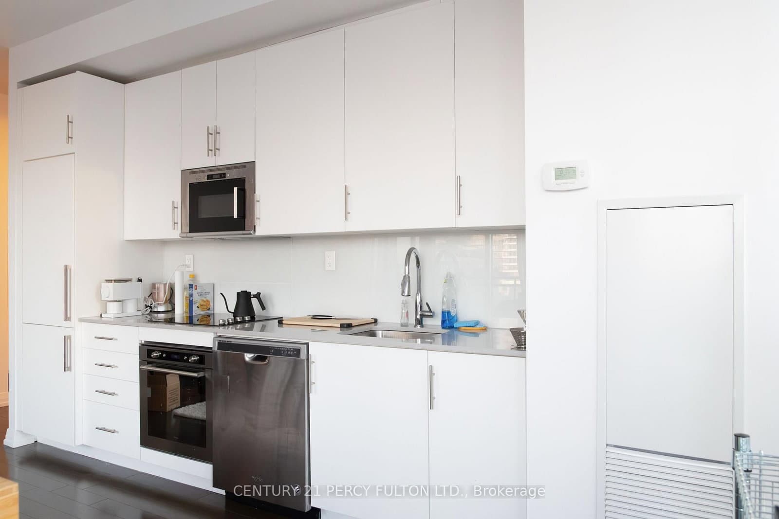 460 Adelaide Street E, Unit 1611 thumbnail 8