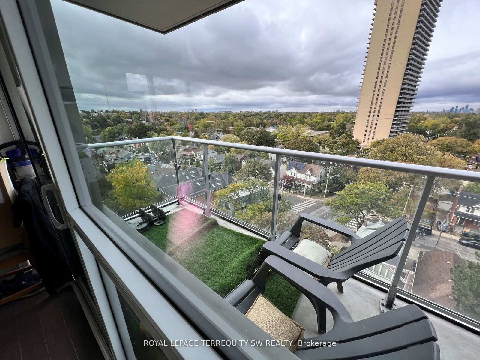 58 Orchard View Boulevard, Unit 902 thumbnail 17