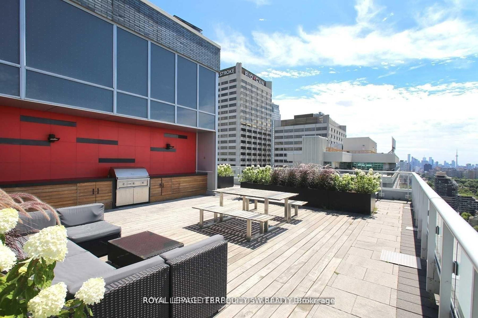 58 Orchard View Boulevard, Unit 902 thumbnail 19