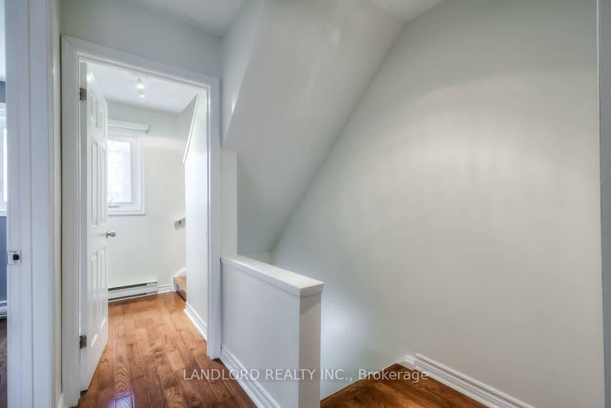 233 Berkeley Street thumbnail 15
