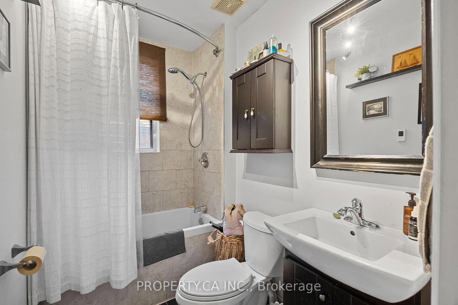 396 Roxton Road thumbnail 30