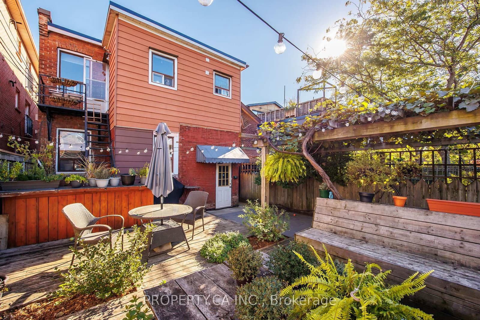 396 Roxton Road thumbnail 33