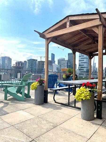 311 Richmond Street E, Unit 704 thumbnail 2