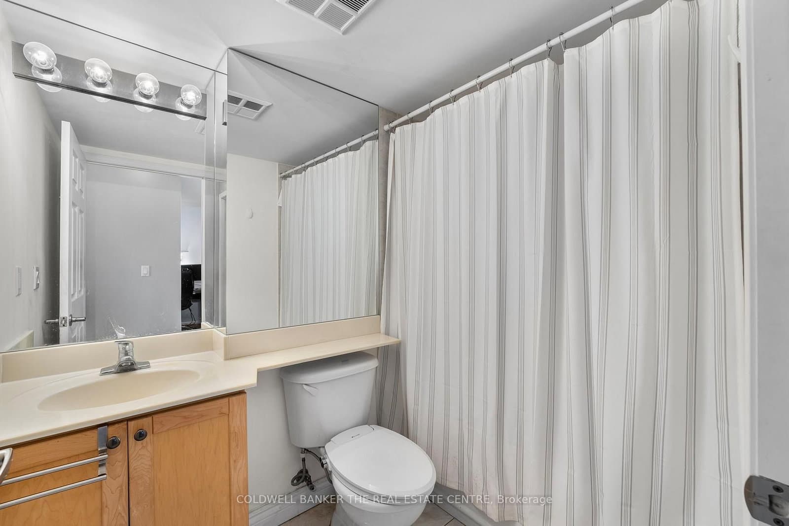 311 Richmond Street E, Unit 704 thumbnail 9