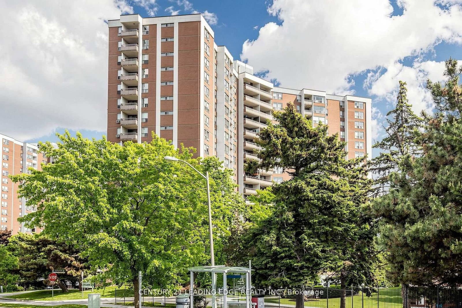 5 Vicora Linkway, Unit 304 thumbnail 4