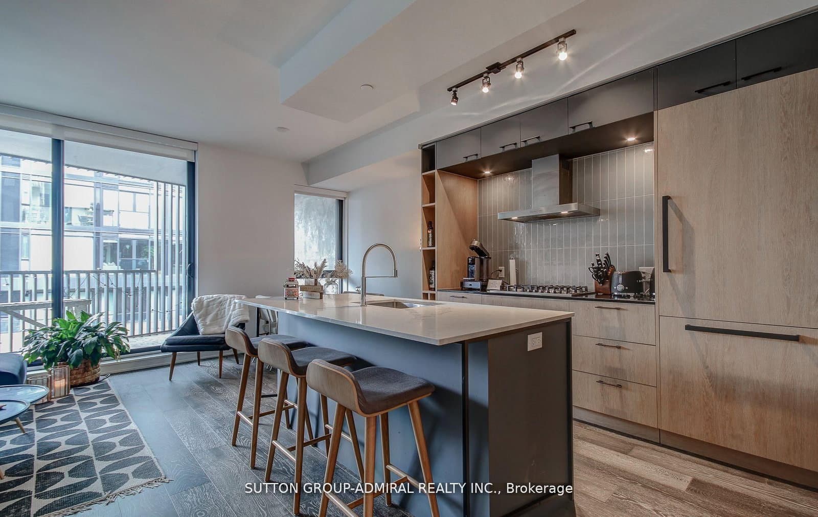 41 Dovercourt Road, Unit 602 thumbnail 5