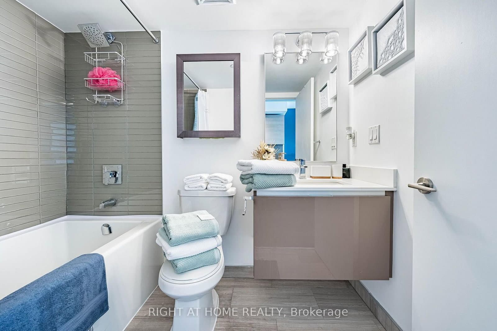 200 Bloor Street W, Unit 1604 thumbnail 25