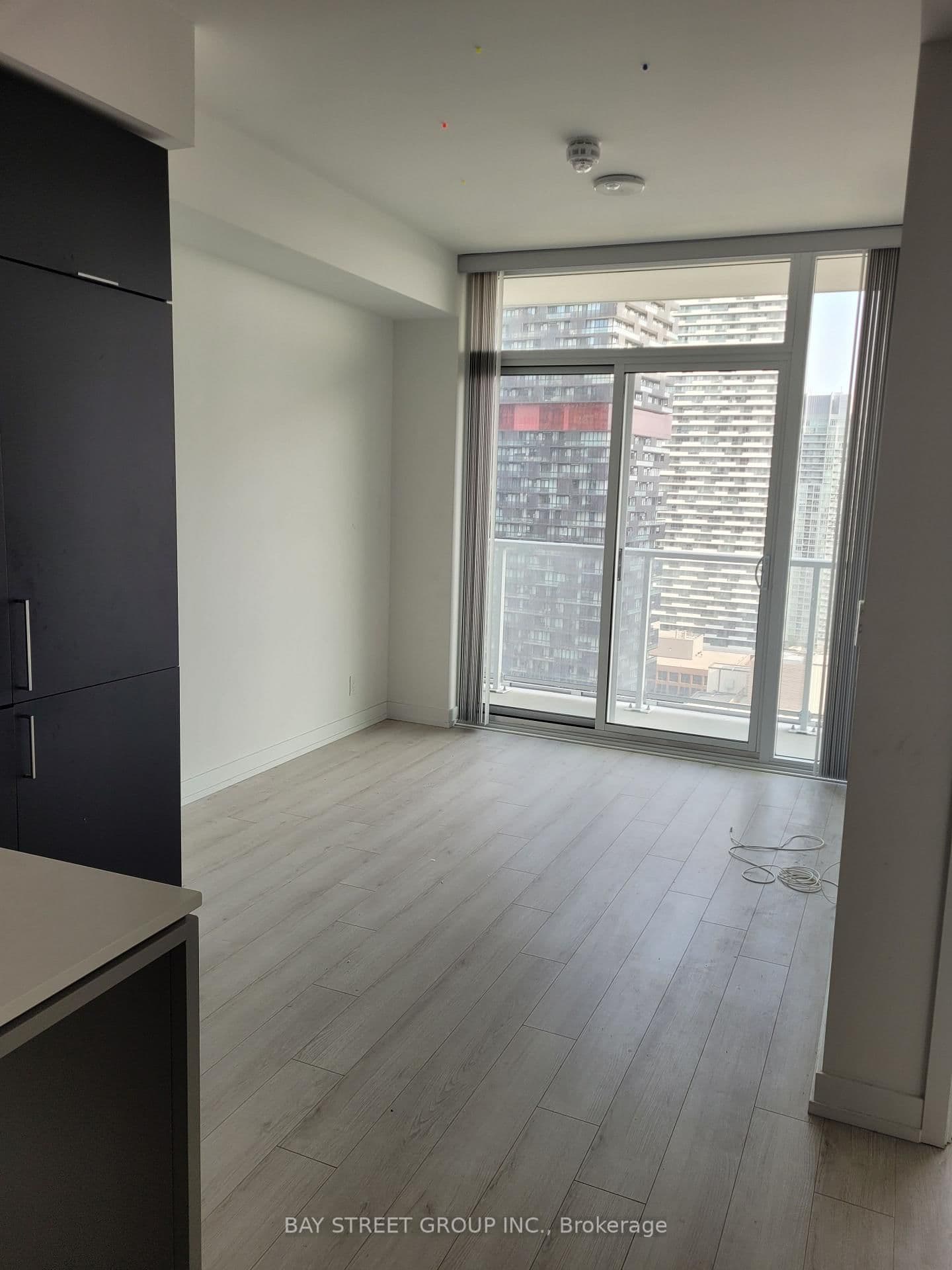 33 Helendale Avenue, Unit 2108 thumbnail 3