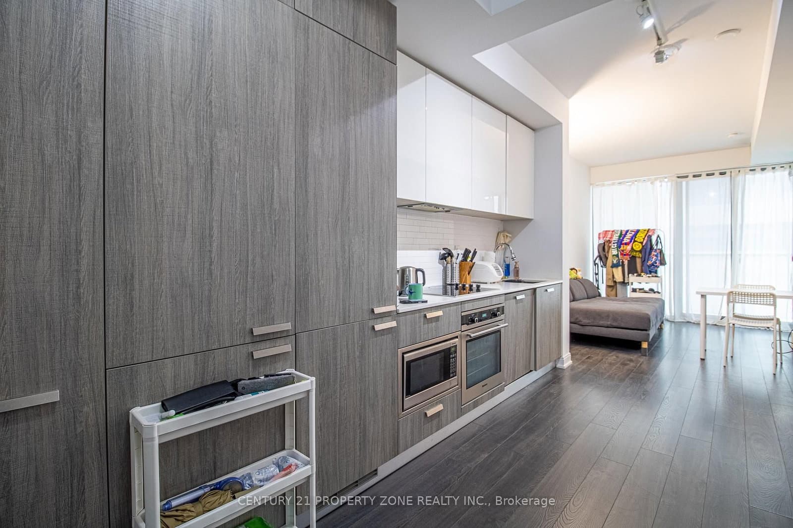50 Charles Street E, Unit 1007 thumbnail 5