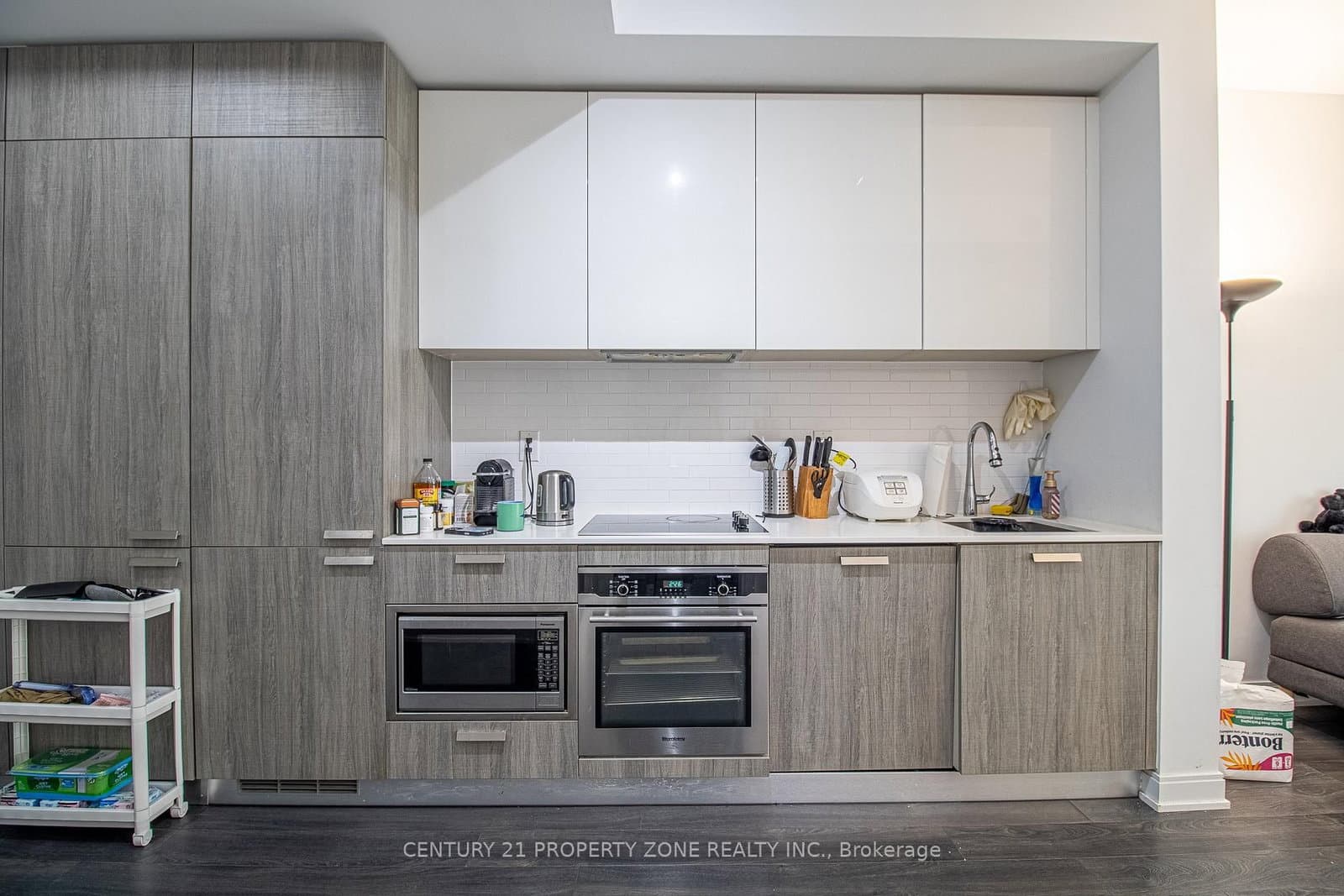50 Charles Street E, Unit 1007 thumbnail 6