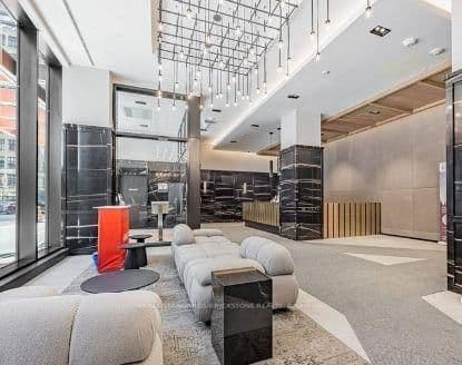 108 Peter Street, Unit 2011 thumbnail 2