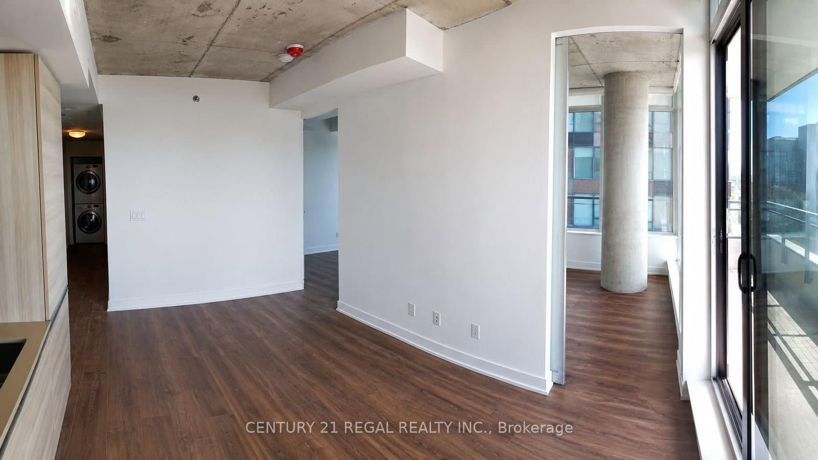 20 Minowan Miikan Lane, Unit 705 thumbnail 2