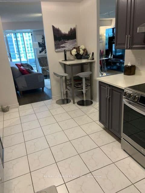 8 Covington Road, Unit 808 thumbnail 19