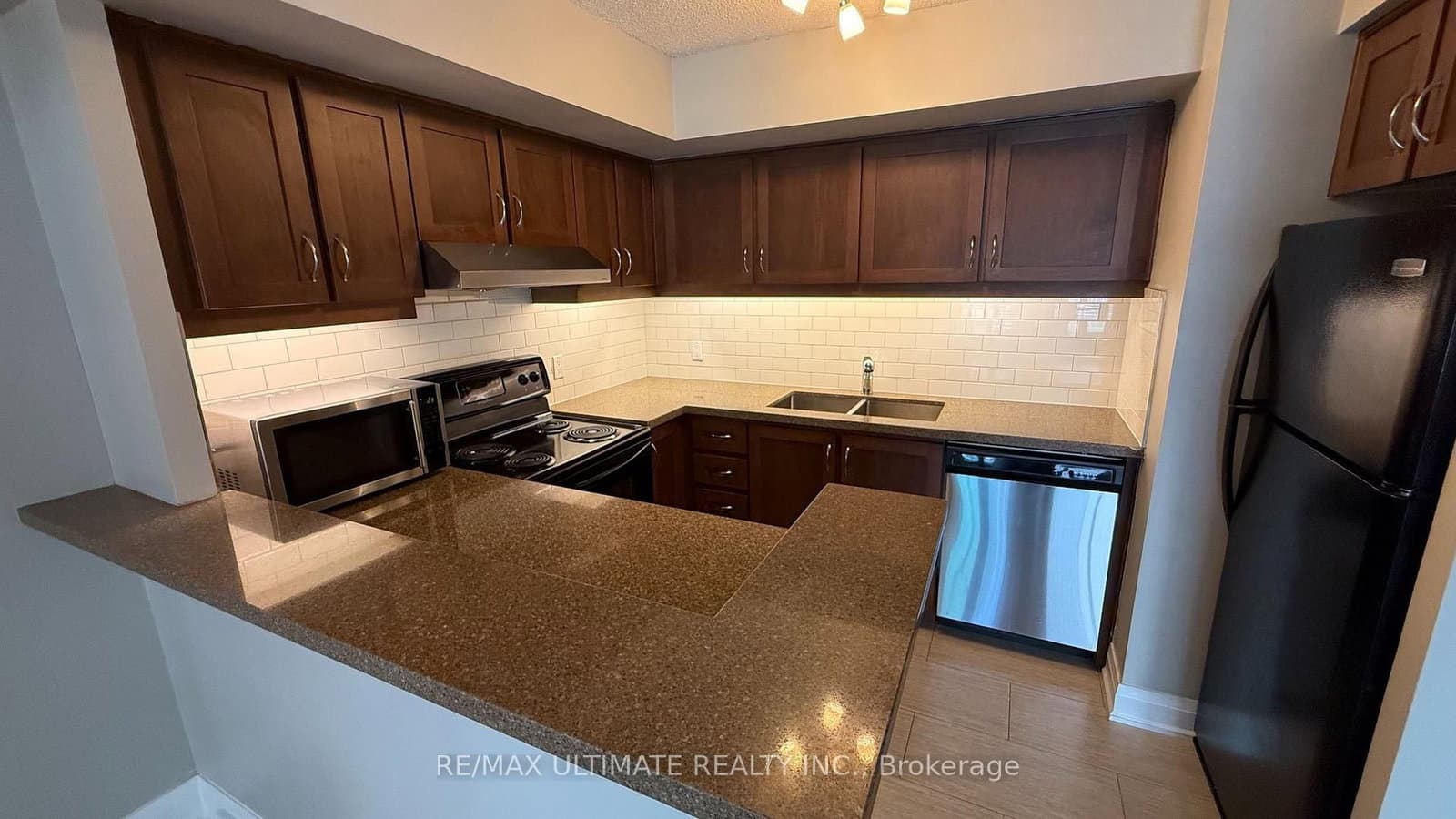 25 The Esplanade, Unit 913 thumbnail 15