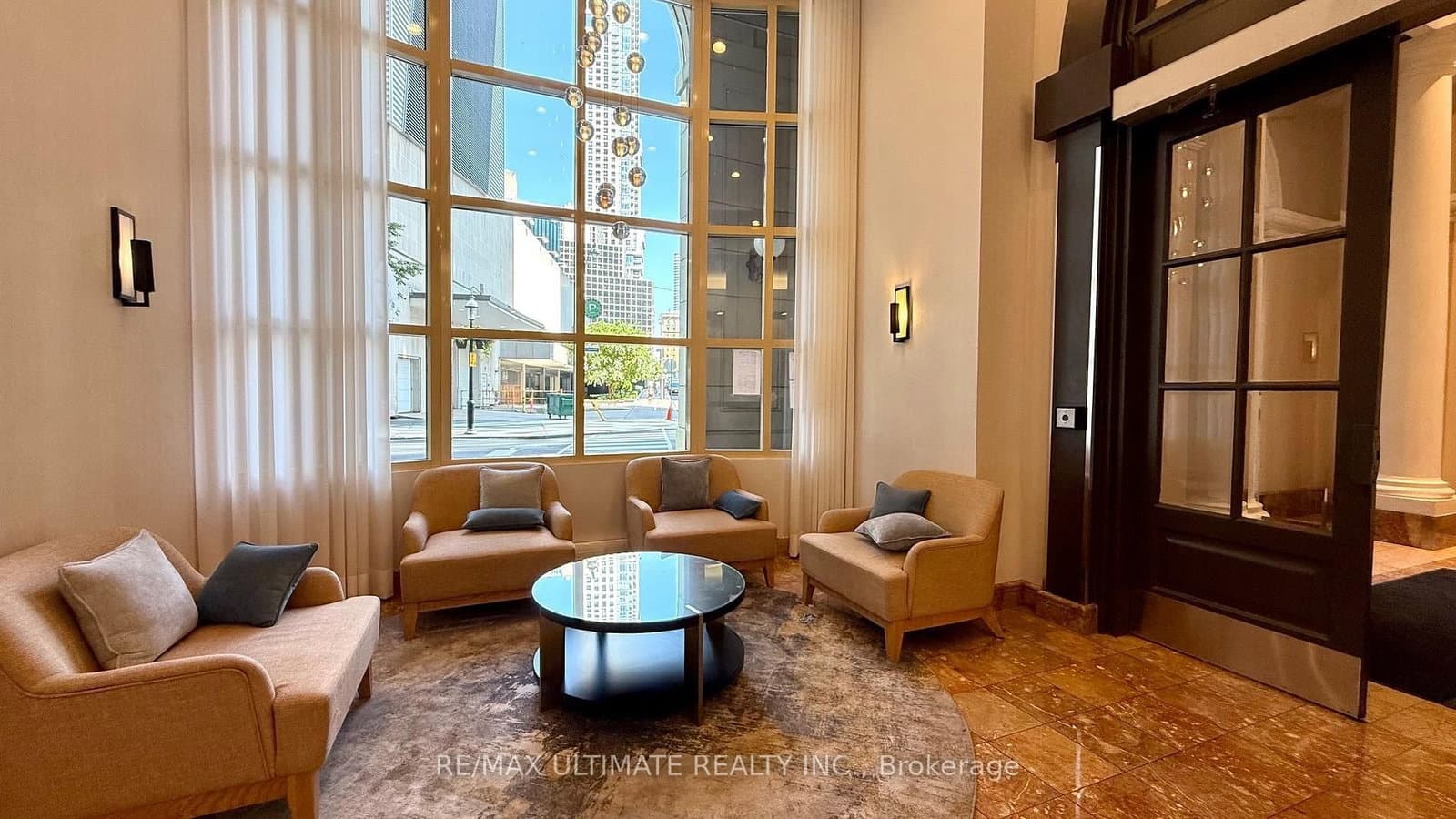 25 The Esplanade, Unit 913 thumbnail 4