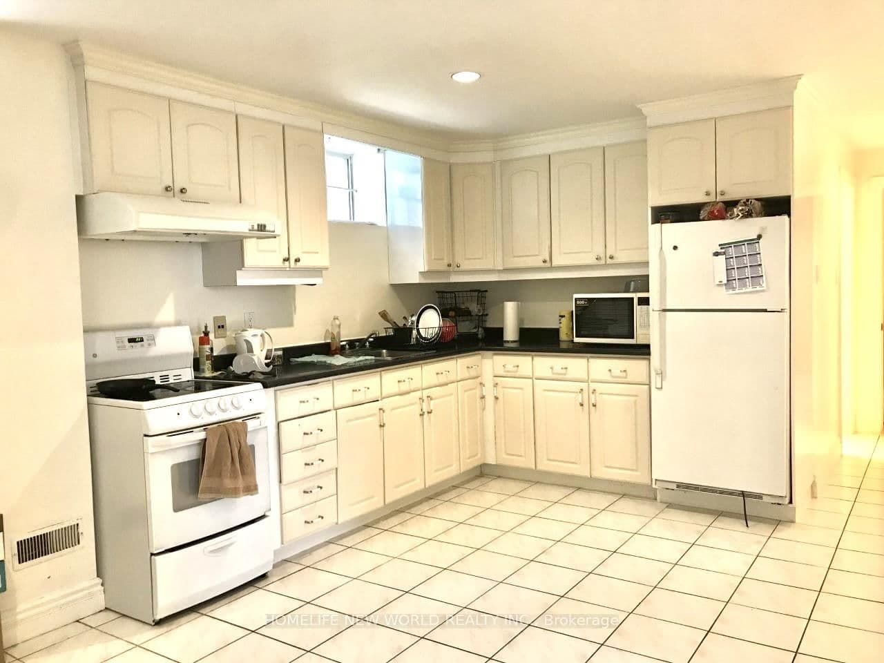 298 Mckee Avenue, Unit Lower thumbnail 3