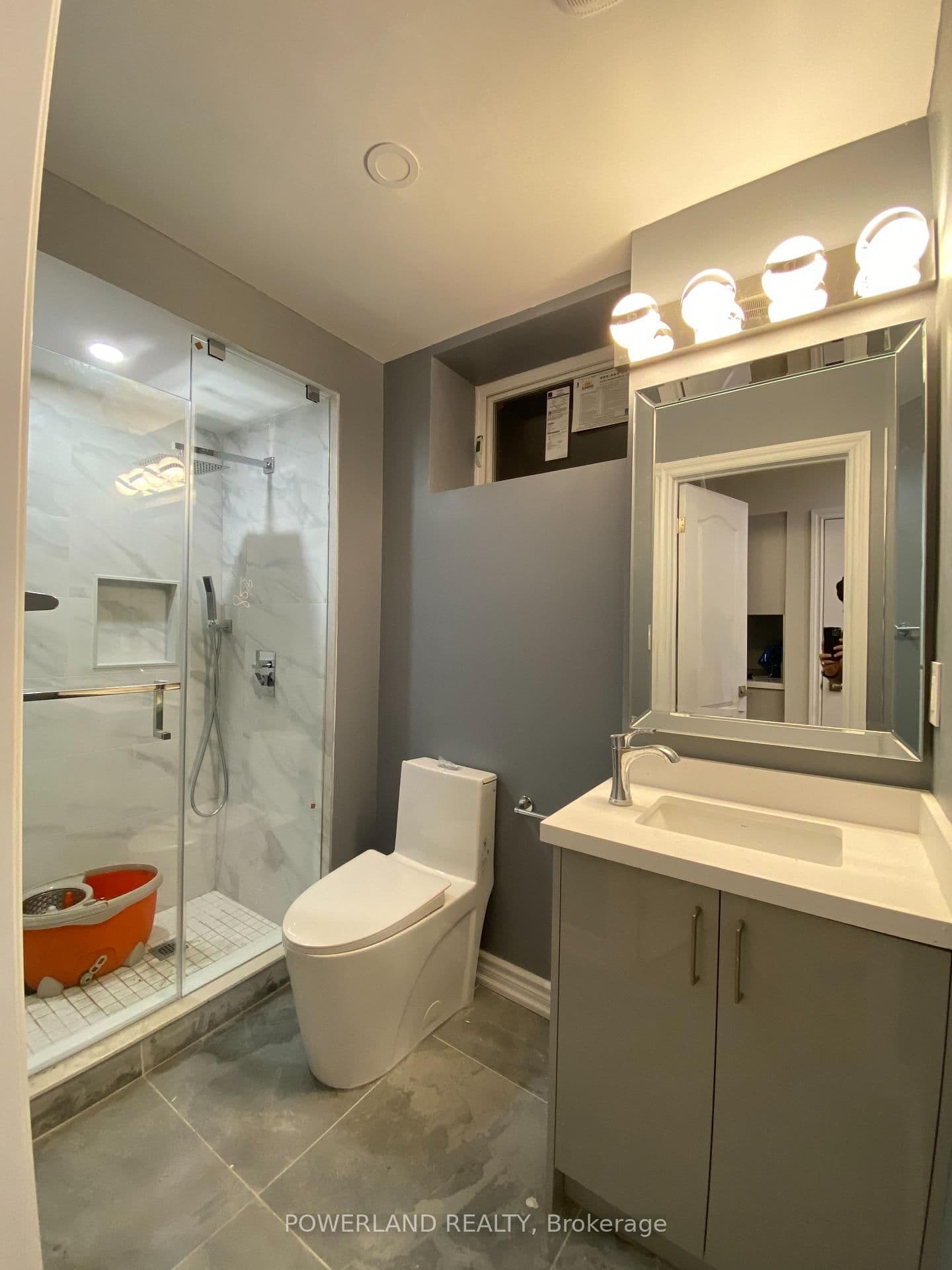 2 St Annes Road, Unit Bsmt thumbnail 10