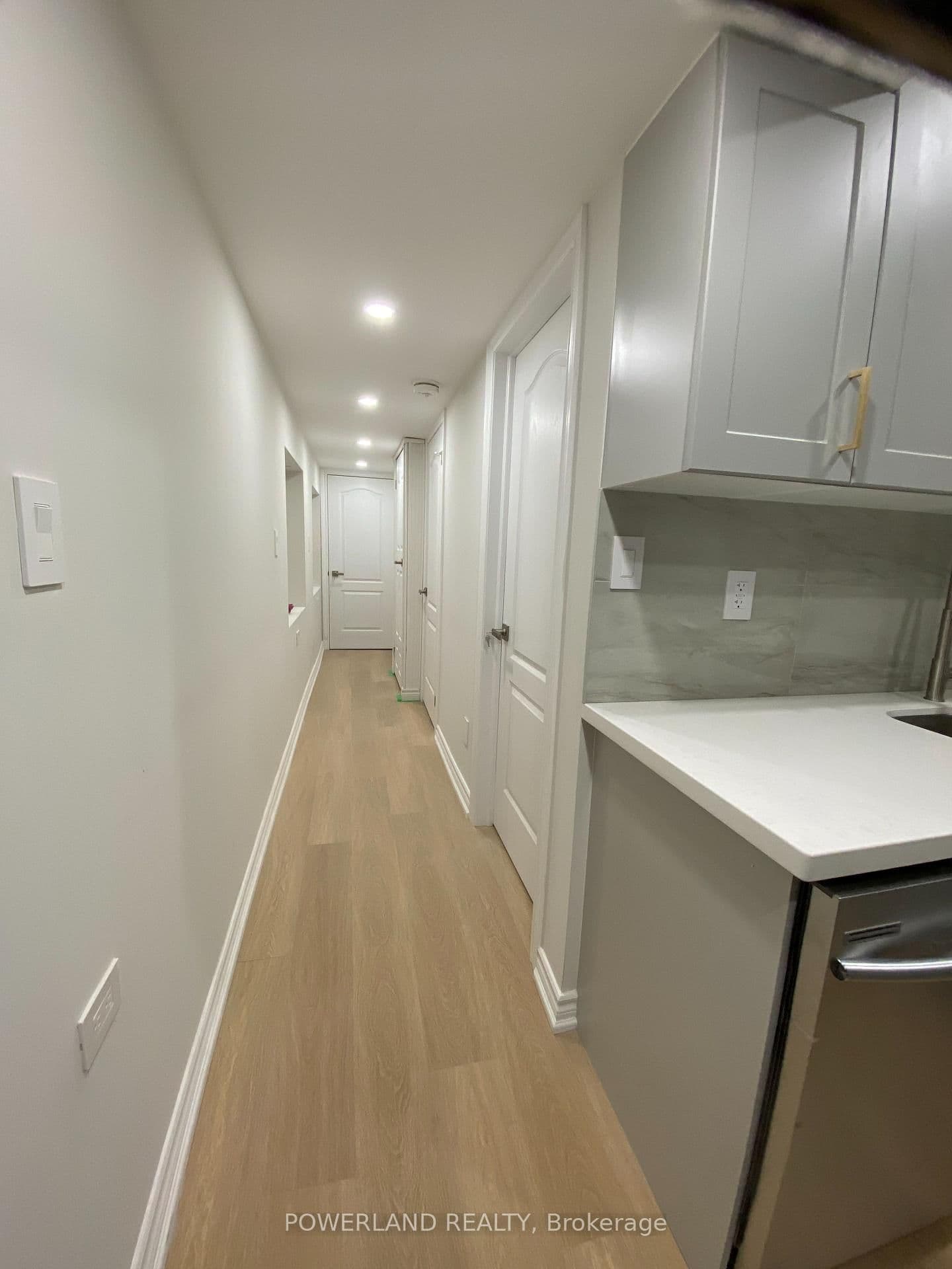 2 St Annes Road, Unit Bsmt thumbnail 6