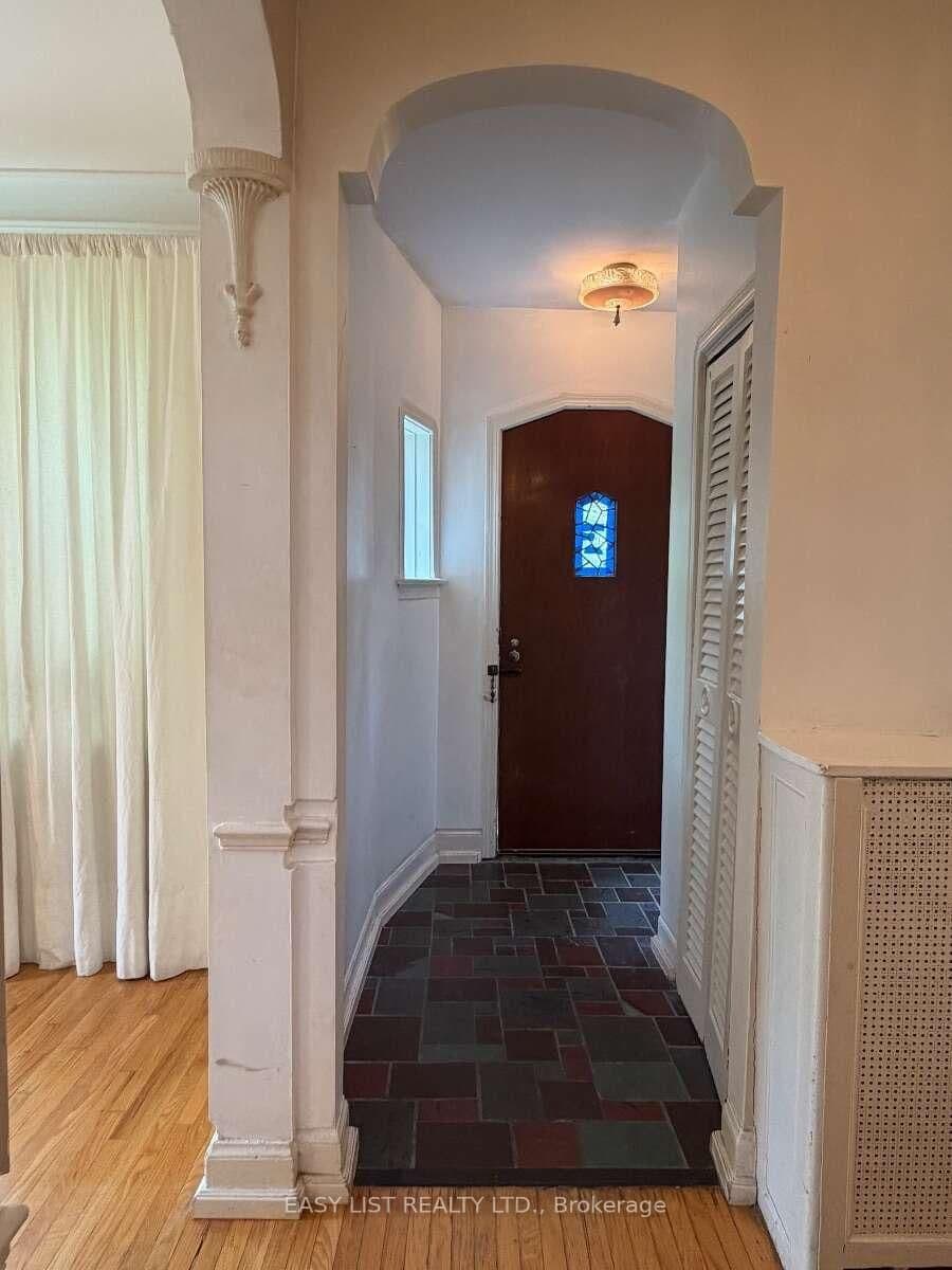 205 Ridley Boulevard thumbnail 14