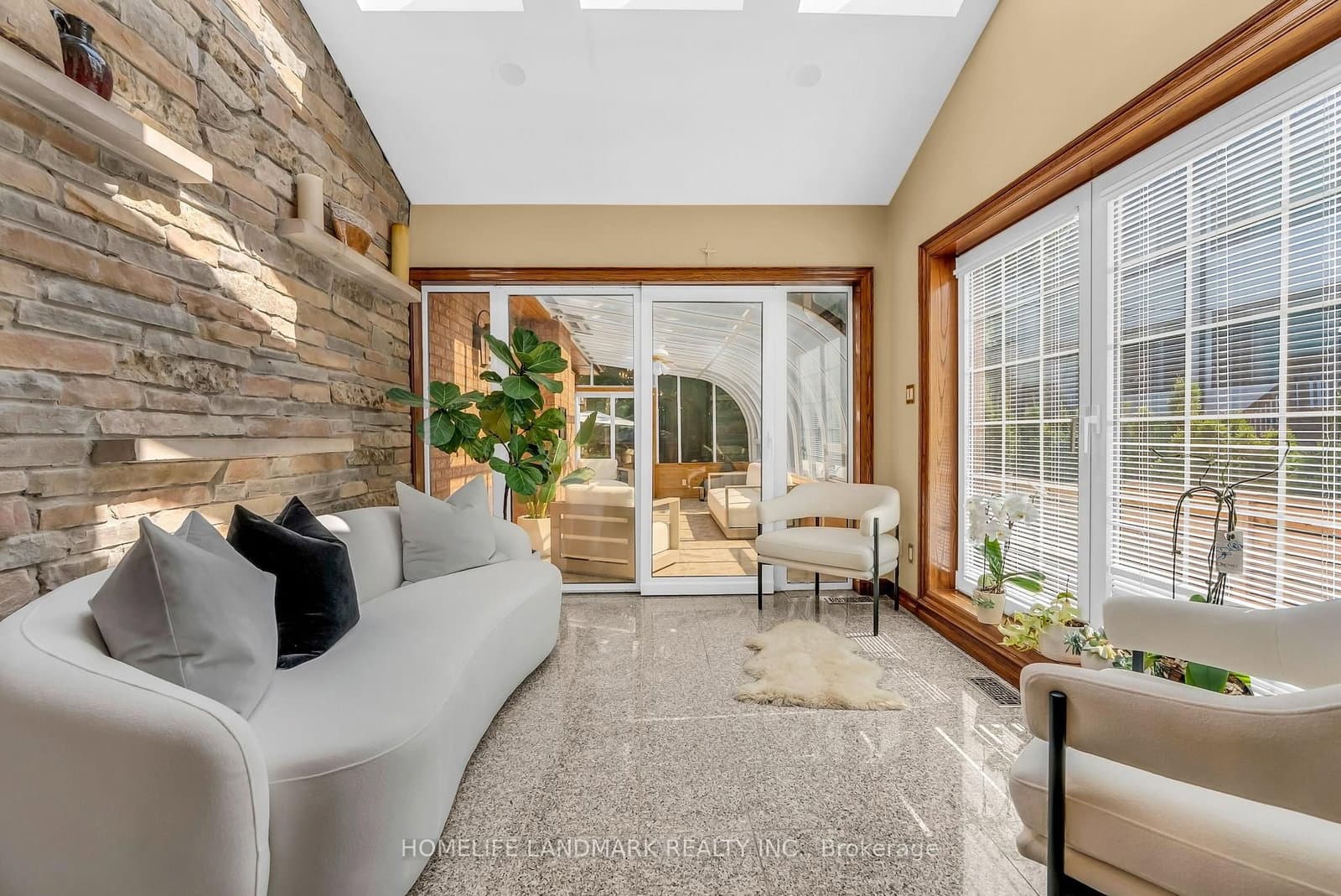 193 Codsell Avenue thumbnail 24