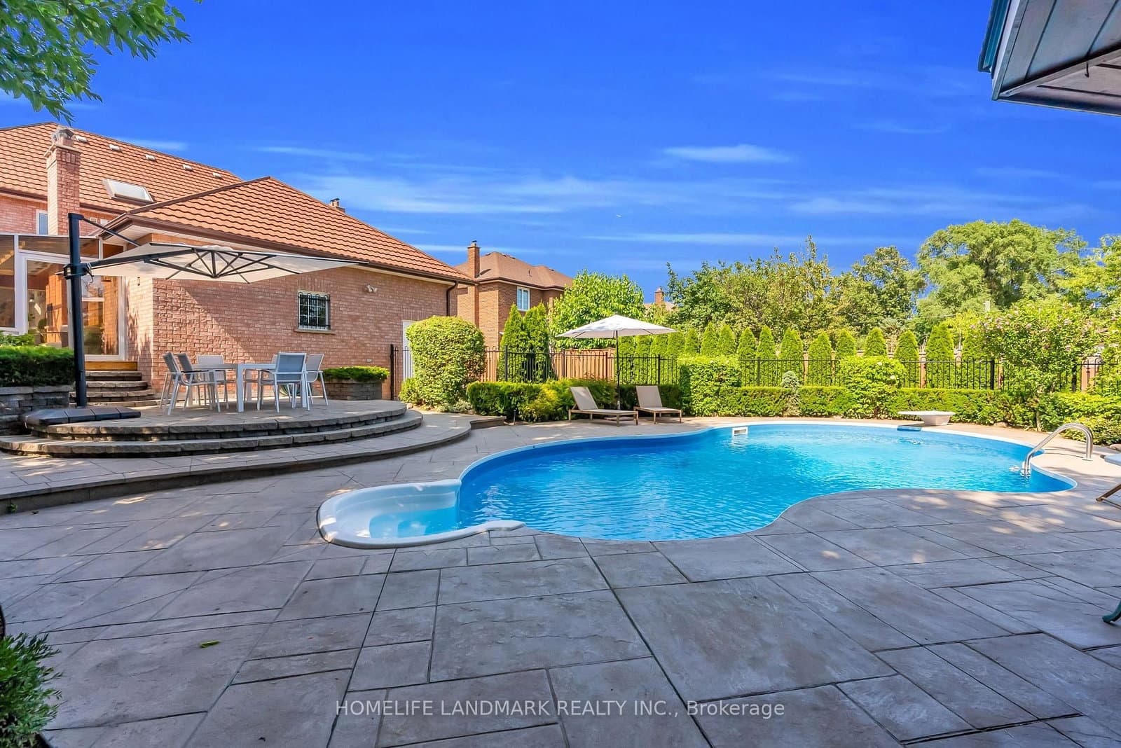 193 Codsell Avenue thumbnail 46