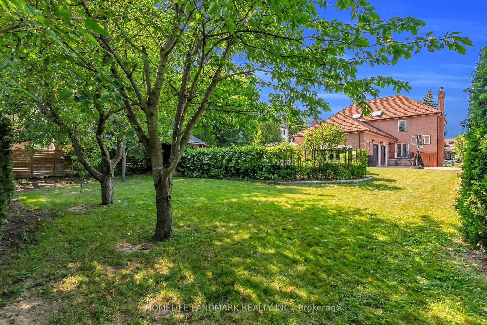 193 Codsell Avenue thumbnail 48