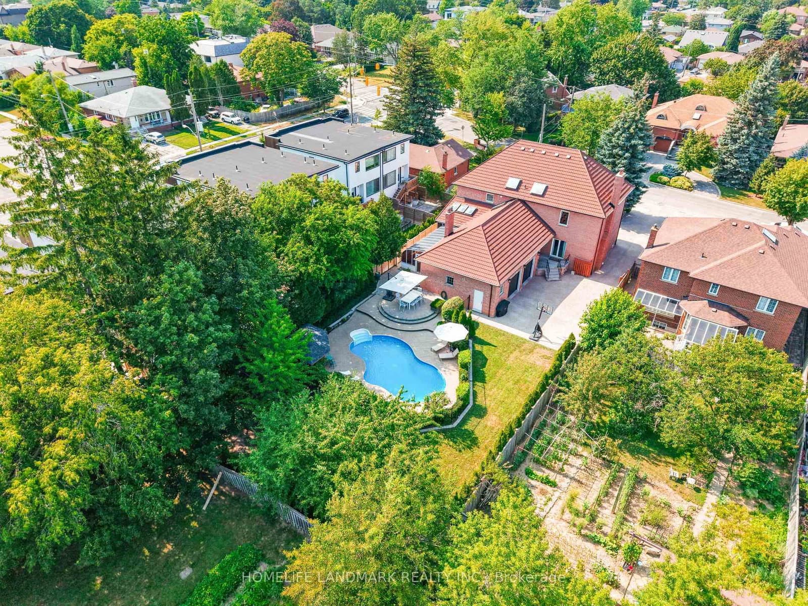193 Codsell Avenue thumbnail 50