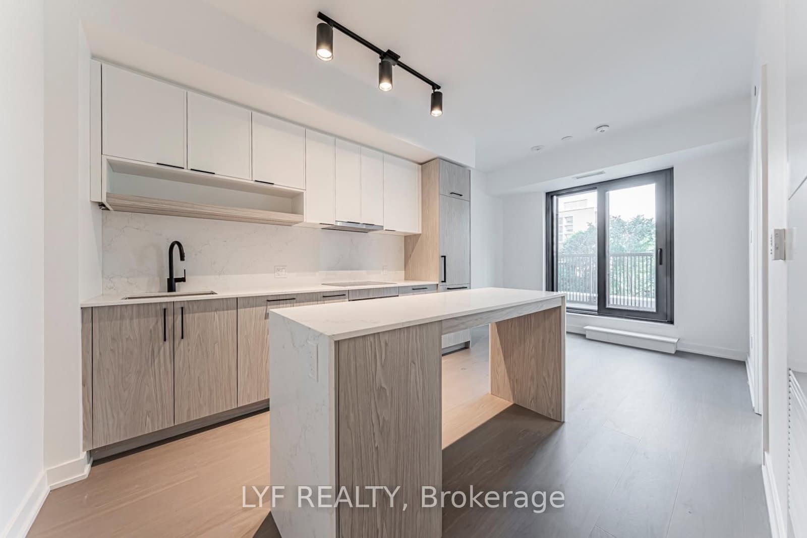 91 Montclair Avenue, Unit 826 - Image 1