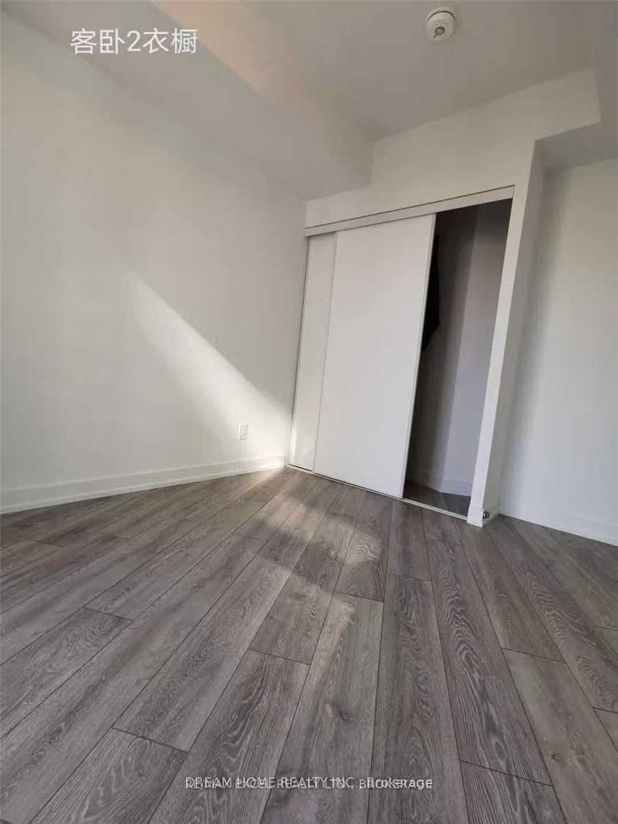 159 Wellesley Street E, Unit 608 thumbnail 6