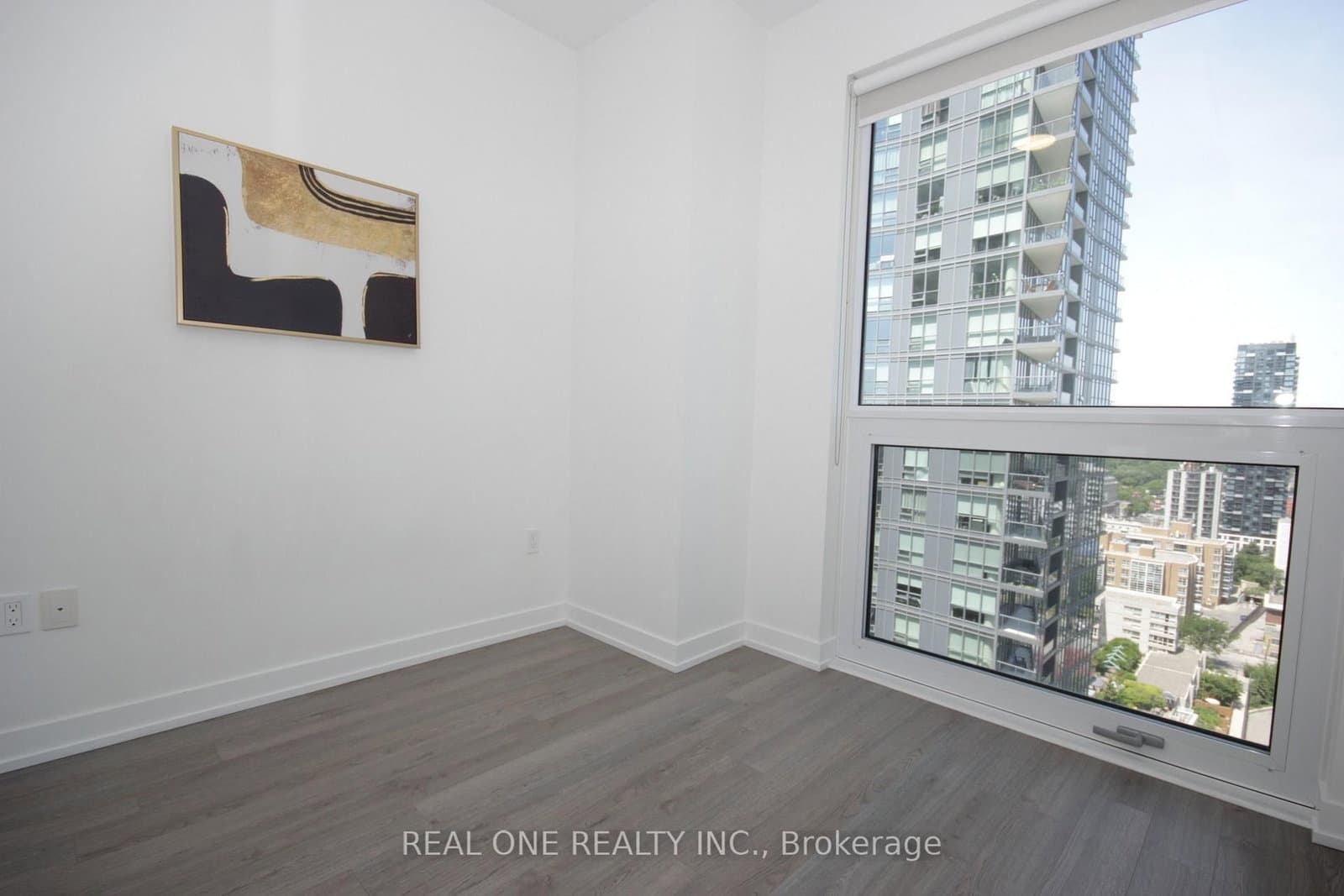 39 Roehampton Avenue, Unit 1709 thumbnail 13